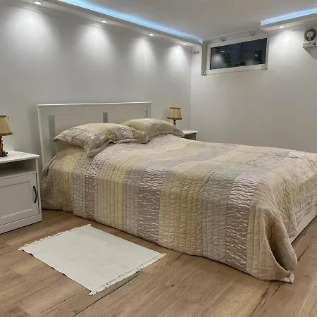 Moderne A Апартаменты Трувиль-сюр-Мер